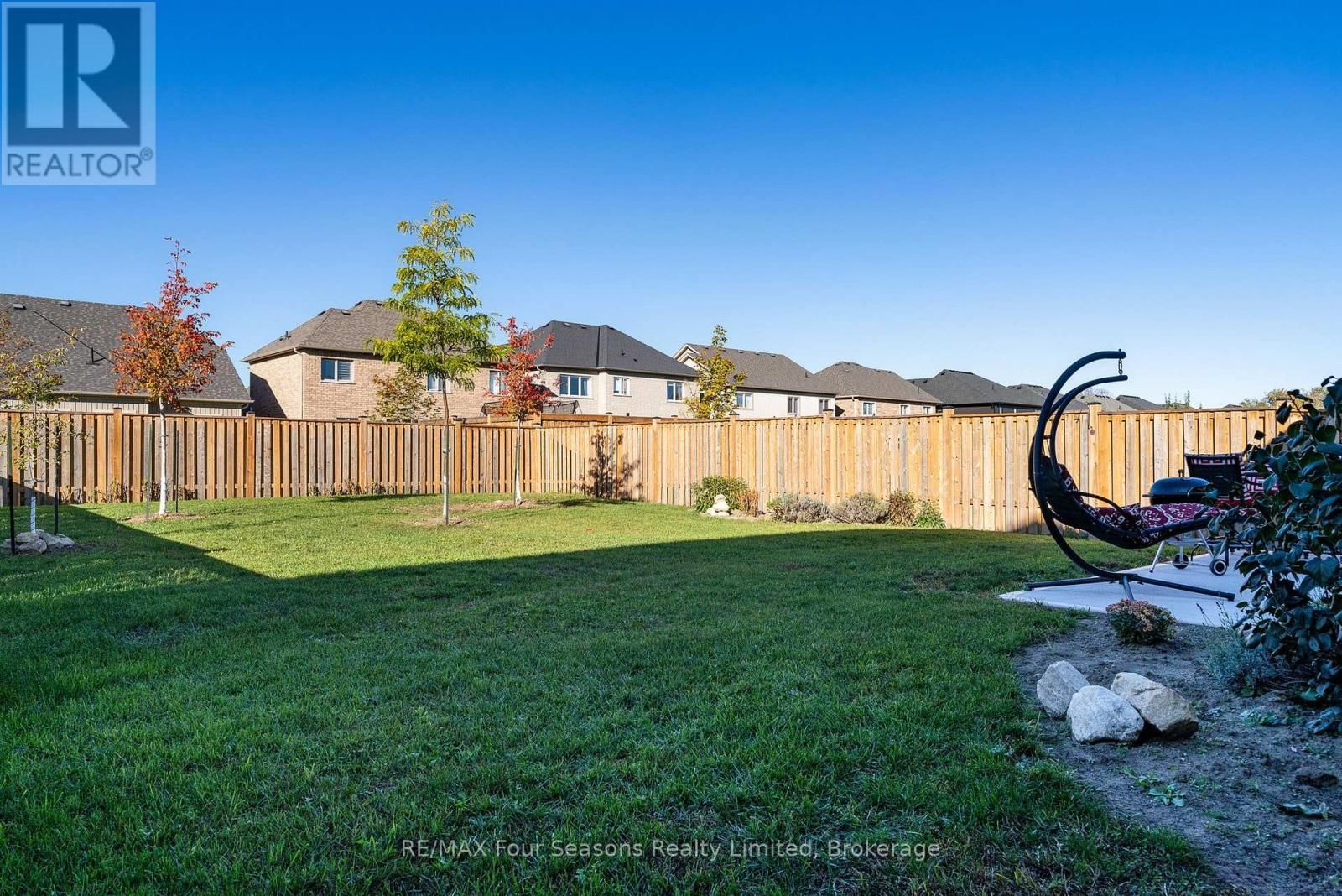 32 DEY DRIVE Image 2