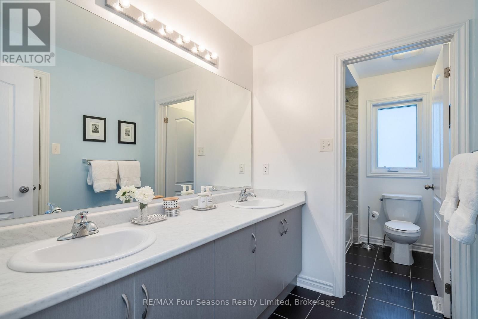 32 DEY DRIVE Image 25