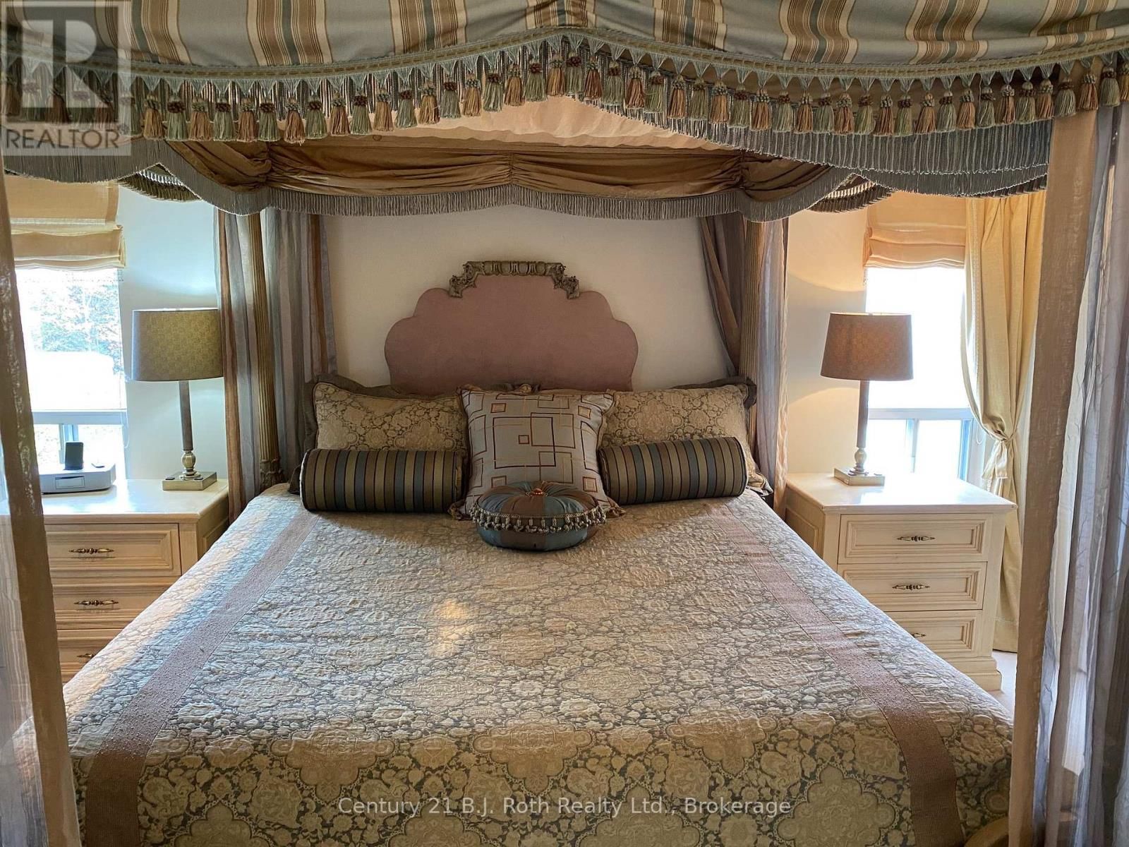 20 GRANT AVENUE Image 10