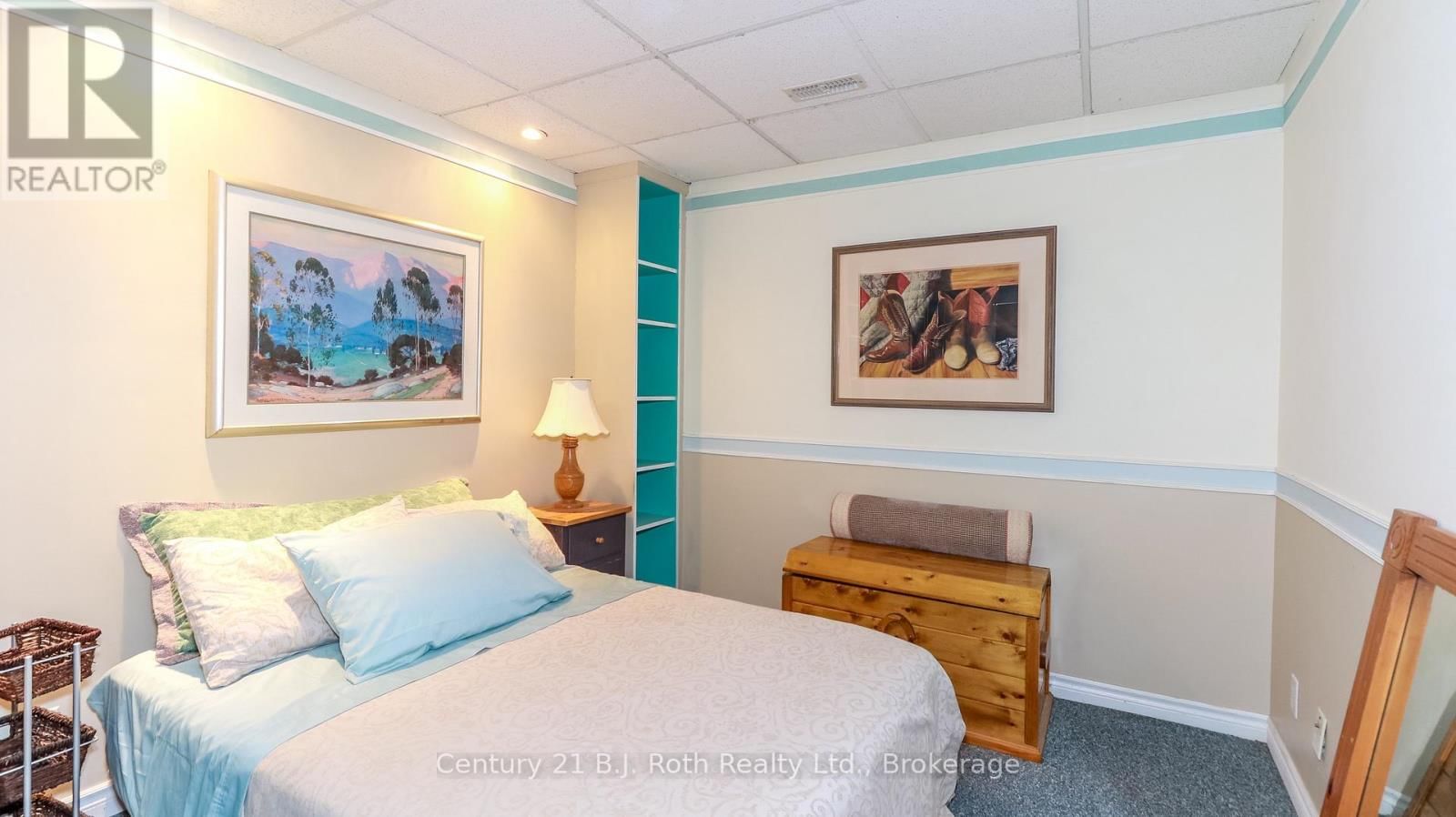 20 GRANT AVENUE Image 14