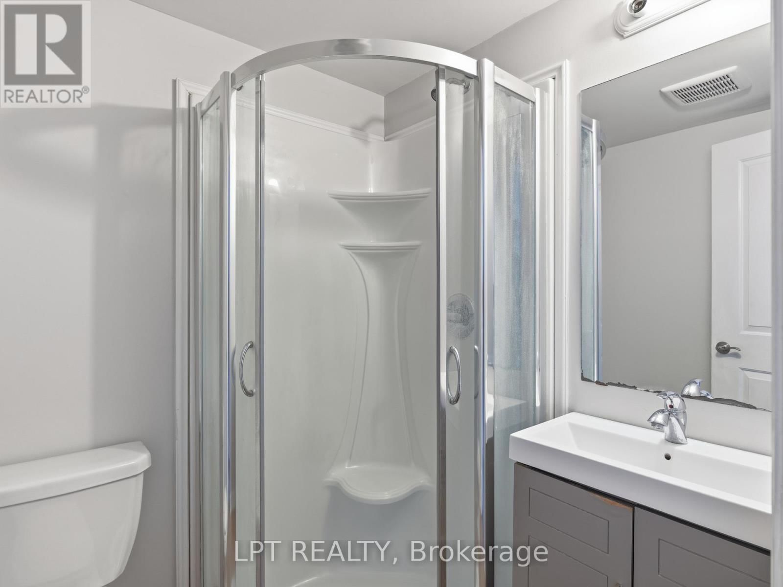 4 - 244 PENETANGUISHENE ROAD Image 9