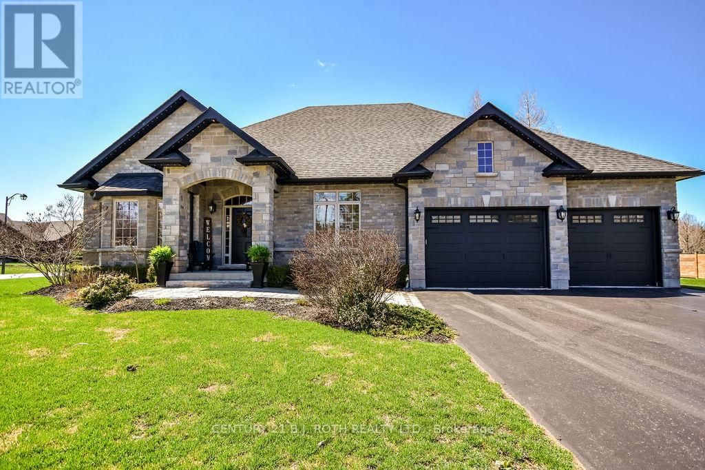 2 ROY HICKLING DRIVE Image 2