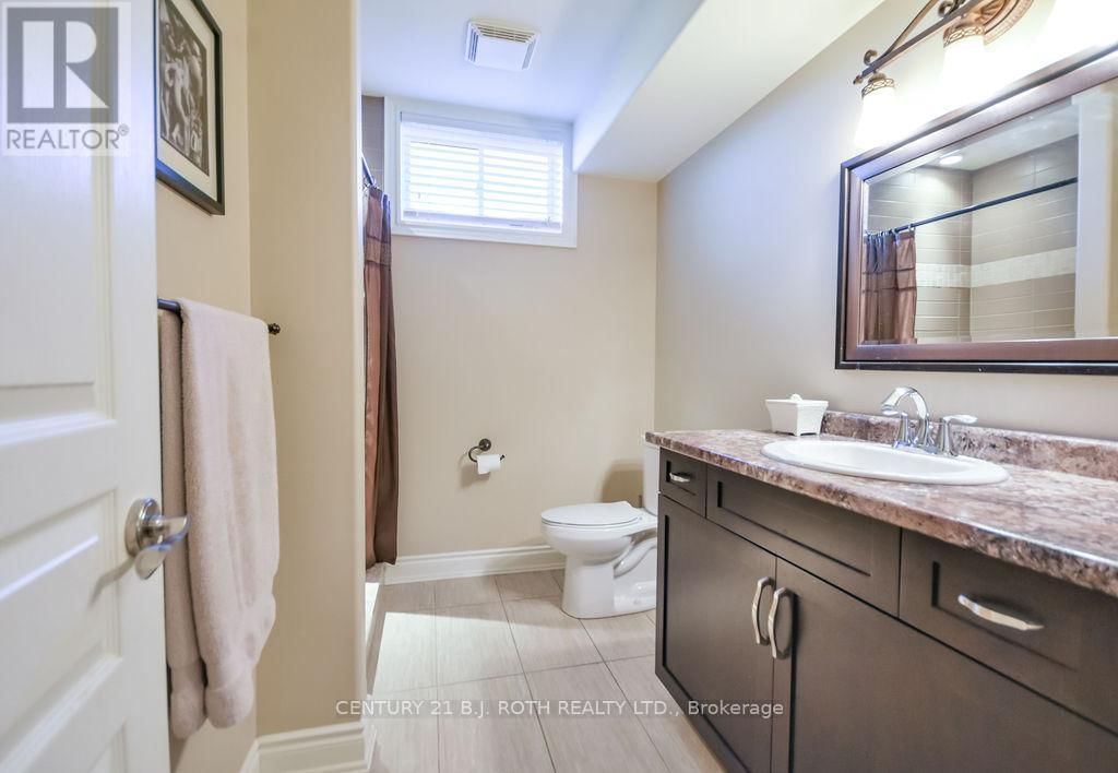 2 ROY HICKLING DRIVE Image 37