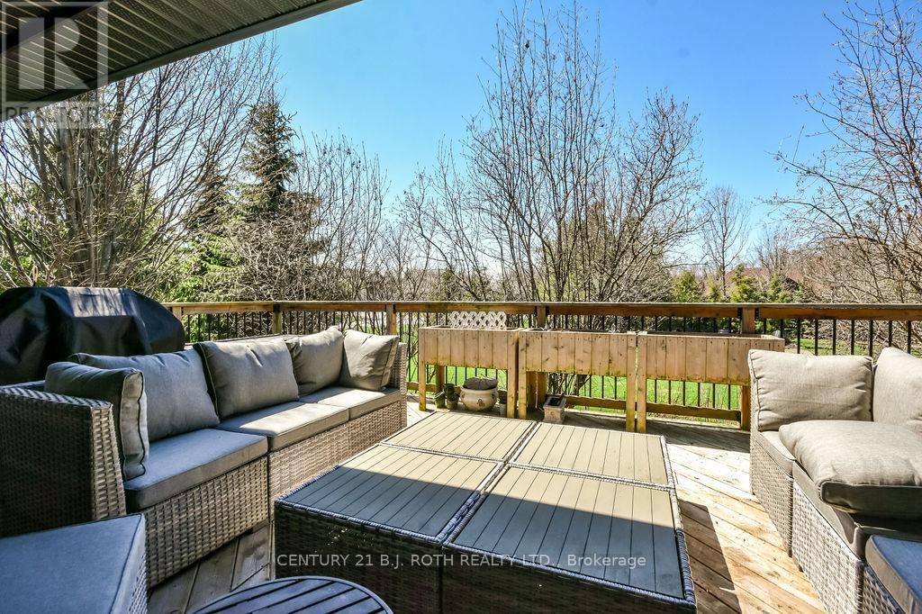 2 ROY HICKLING DRIVE Image 42