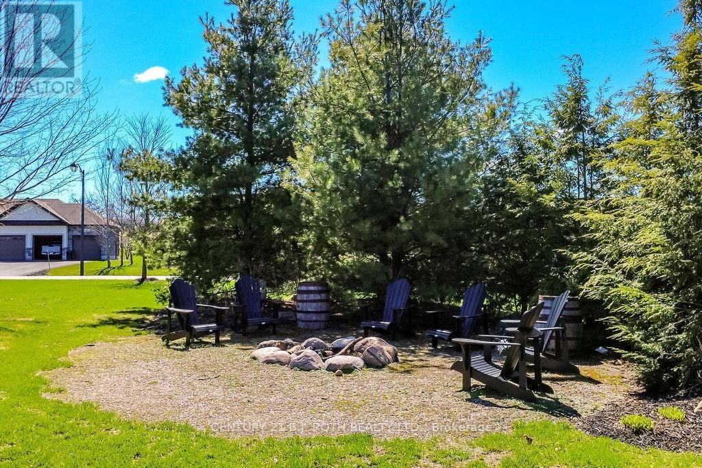 2 ROY HICKLING DRIVE Image 44