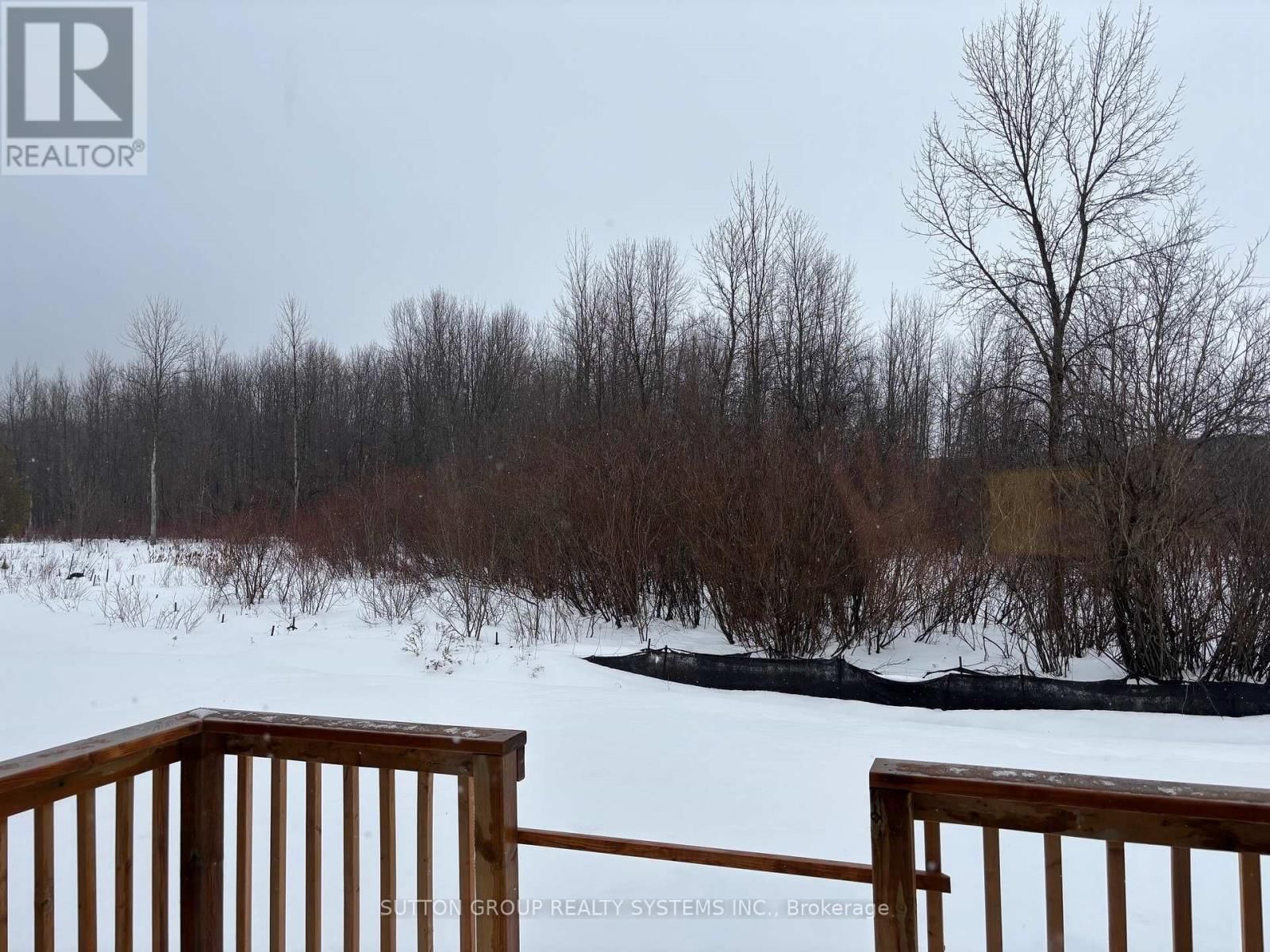 30 ROSANNE CIRCLE Image 3