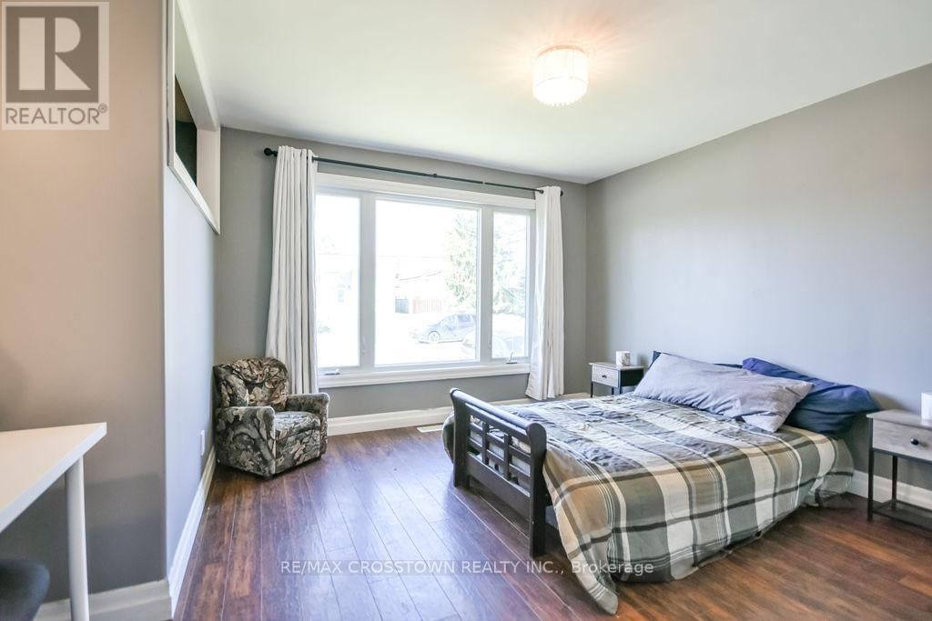 461 BARNES AVENUE Image 24