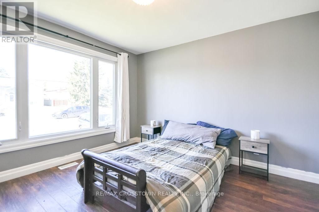 461 BARNES AVENUE Image 25