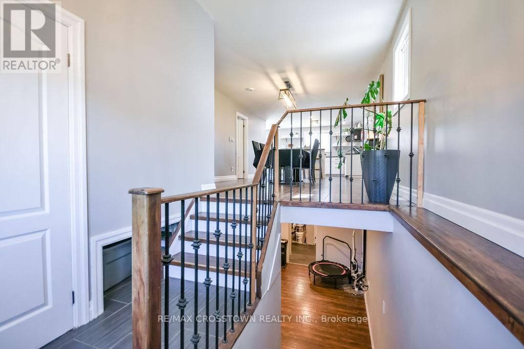 461 BARNES AVENUE Image 30