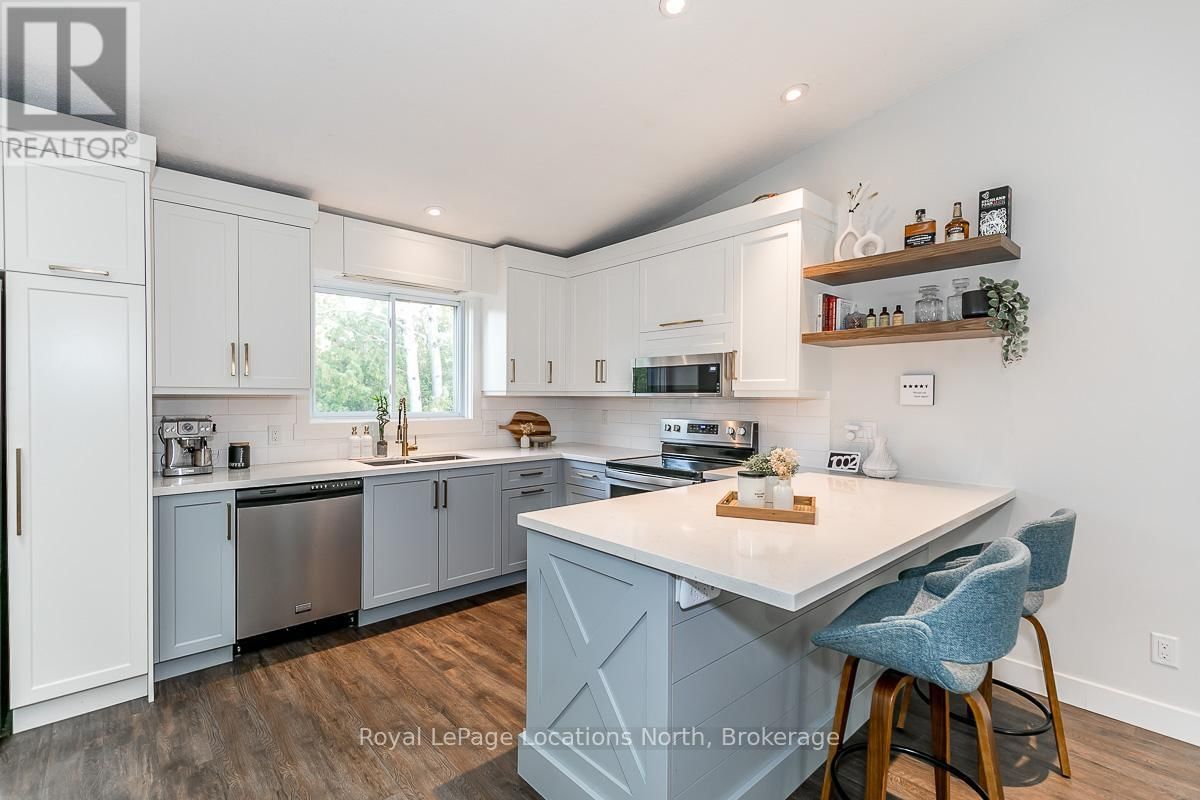 415 - 14 DAWSON DRIVE Image 1