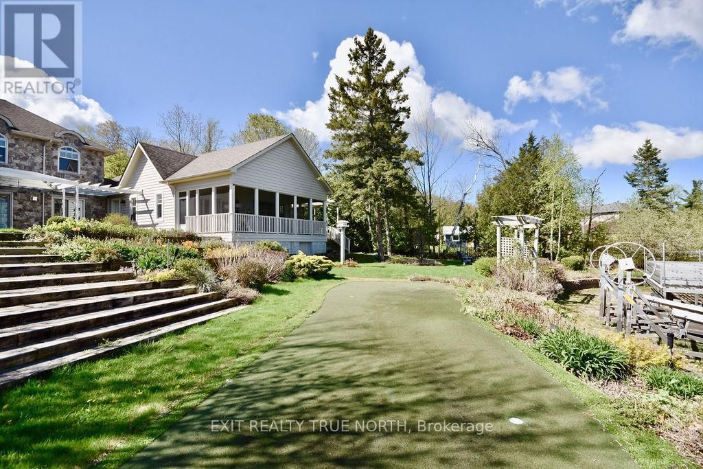 3021 SANDY BEND Image 38