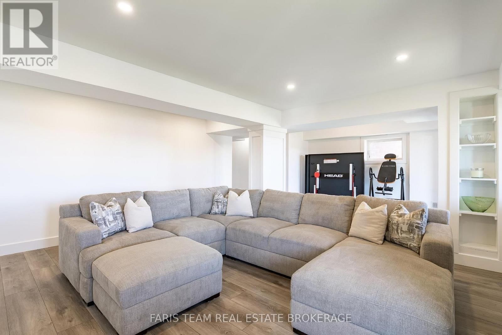 3117 EMPEROR DRIVE Image 31