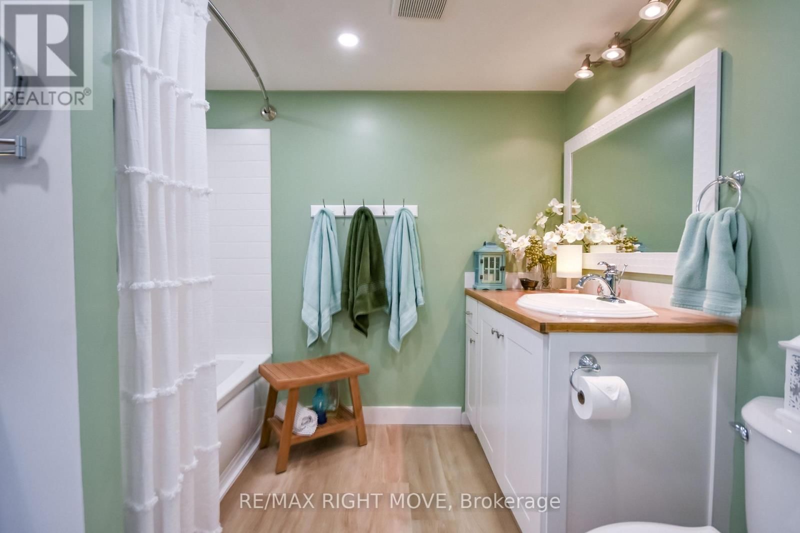 51 WALKER AVENUE Image 29