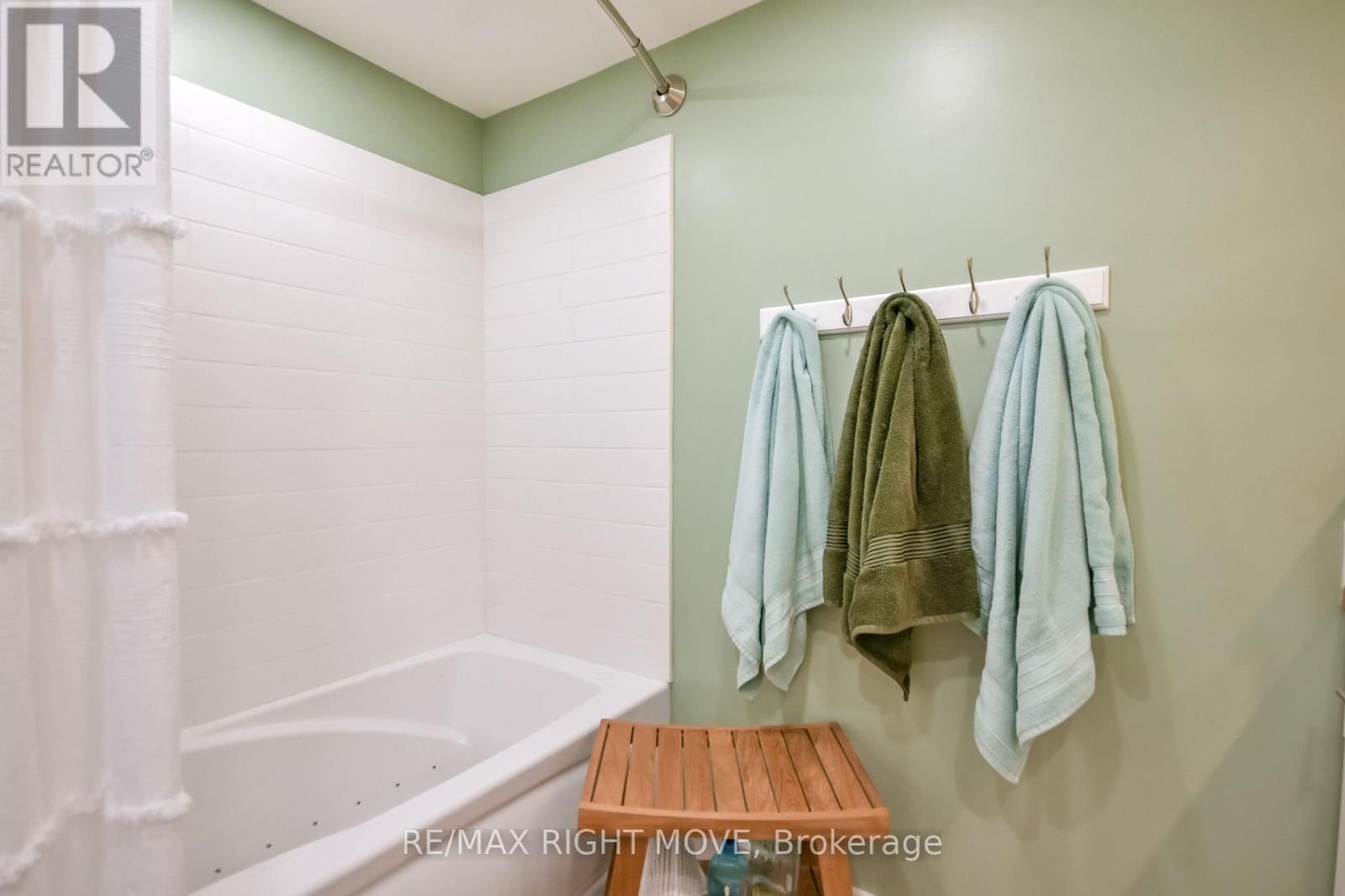 51 WALKER AVENUE Image 31