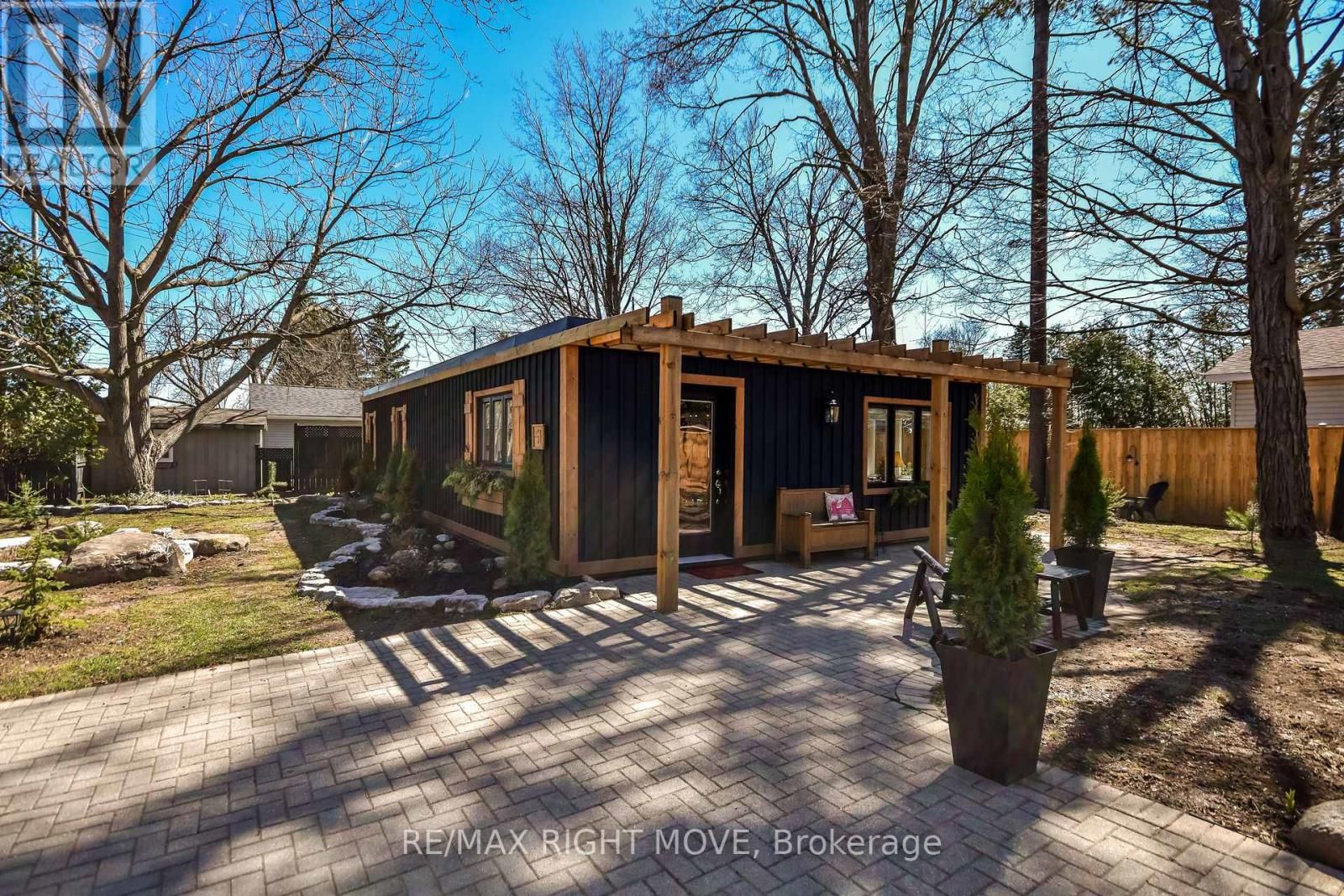 51 WALKER AVENUE Image 37