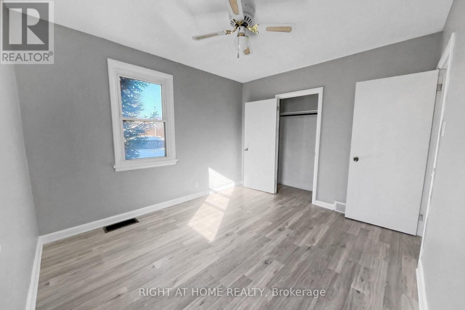 19 ALFRED STREET WEST Image 15