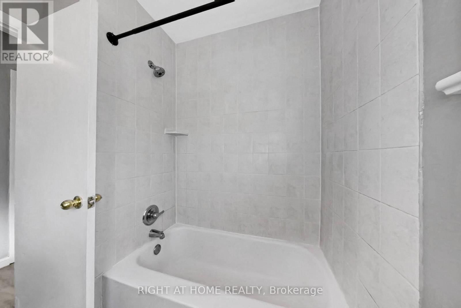 19 ALFRED STREET WEST Image 19