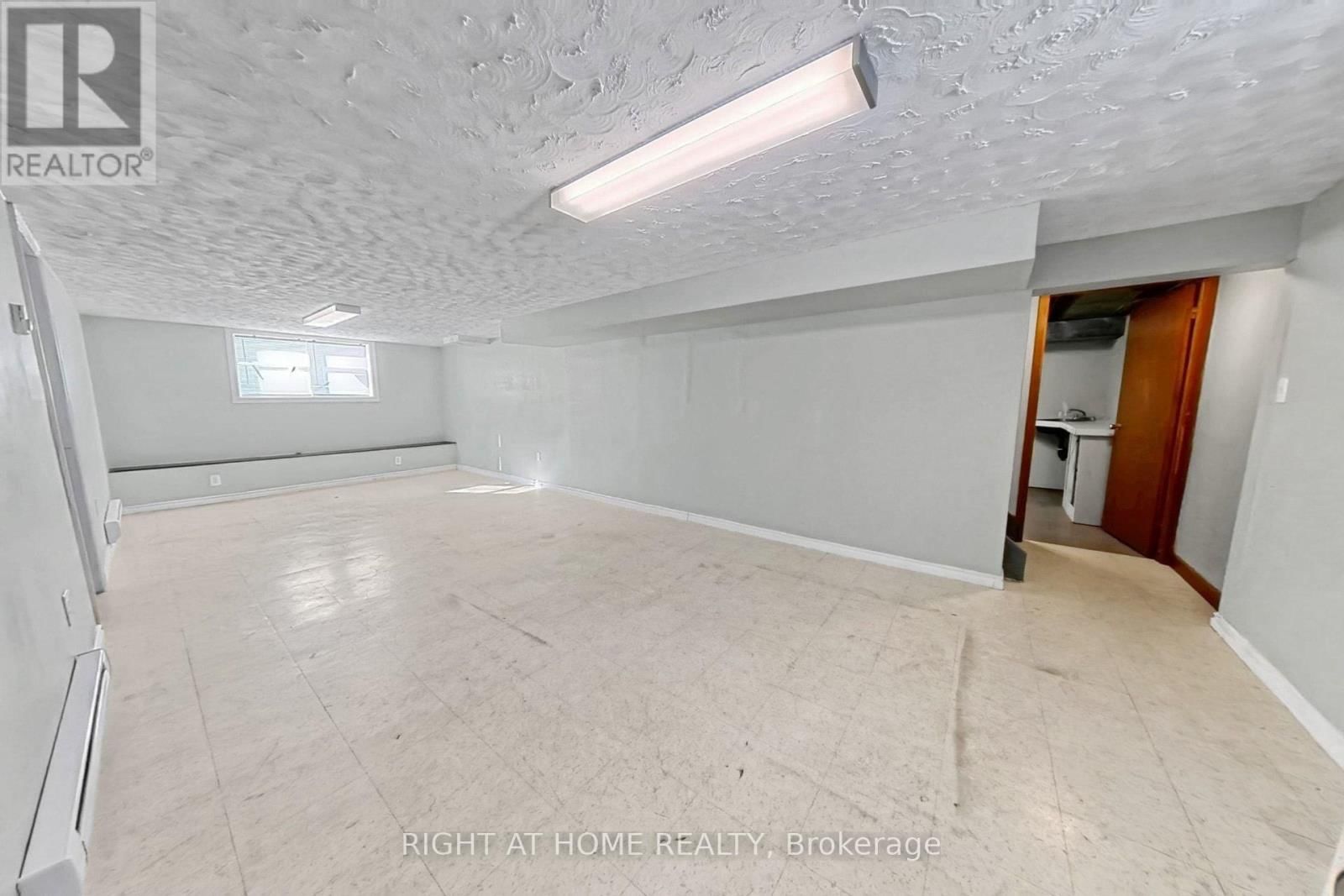 19 ALFRED STREET WEST Image 30