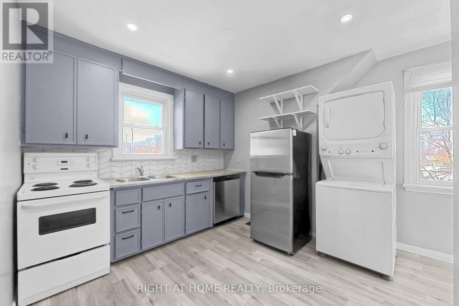 19 ALFRED STREET WEST Image 36