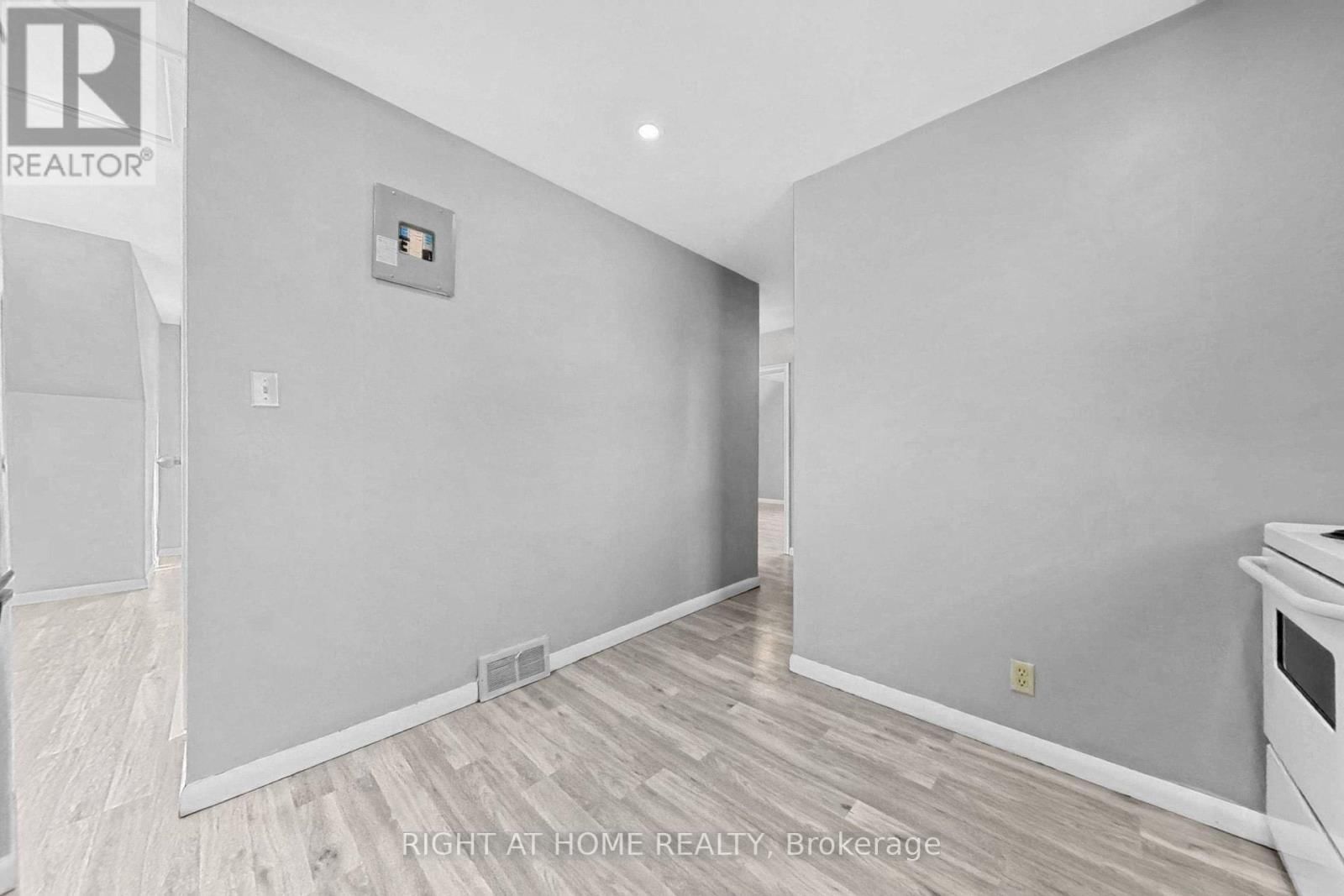 19 ALFRED STREET WEST Image 39