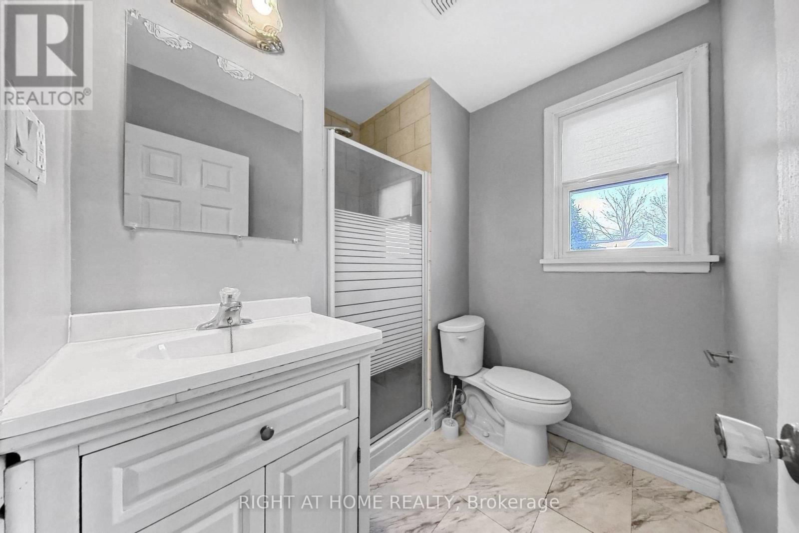 19 ALFRED STREET WEST Image 40