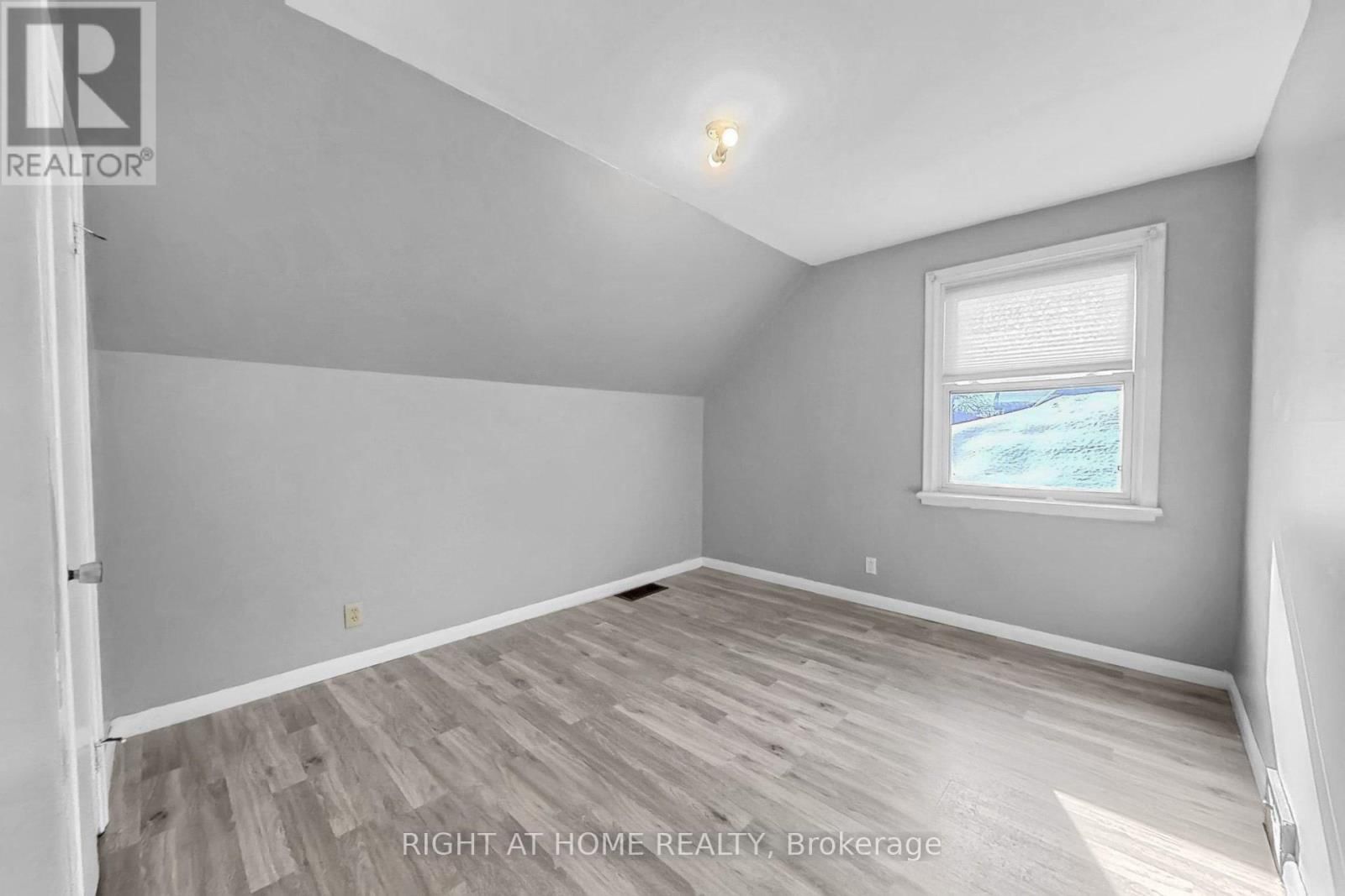 19 ALFRED STREET WEST Image 44