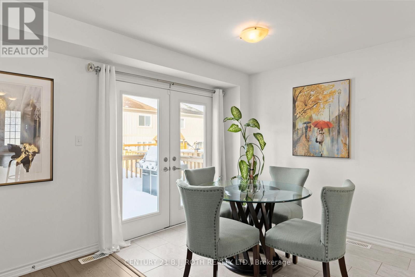 69 ALASKAN HEIGHTS Image 11