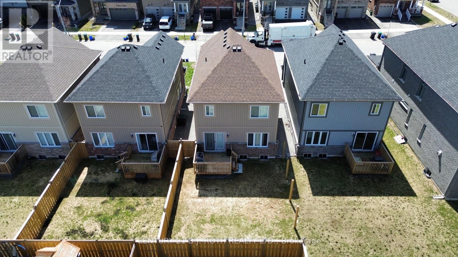 69 ALASKAN HEIGHTS Image 20