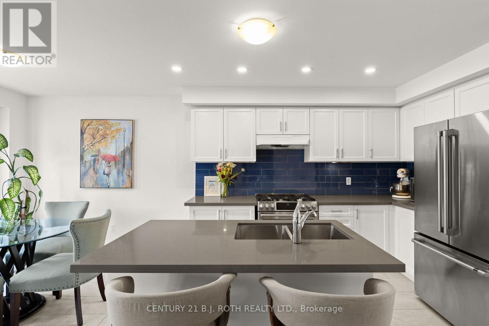 69 ALASKAN HEIGHTS Image 9