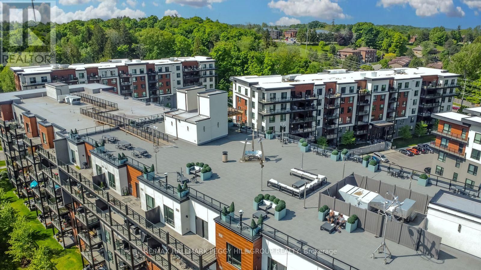 407 - 306 ESSA ROAD Image 15