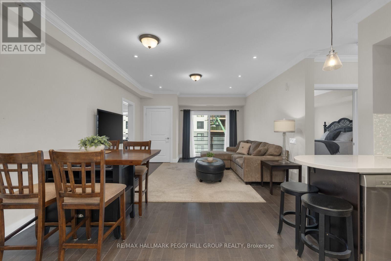 407 - 306 ESSA ROAD Image 5