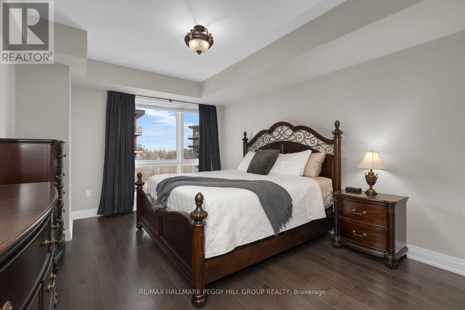 407 - 306 ESSA ROAD Image 6