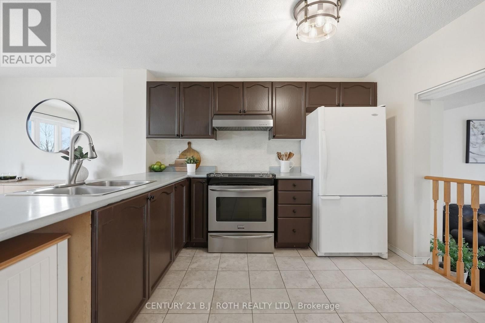 130 ATHABASKA ROAD Image 10