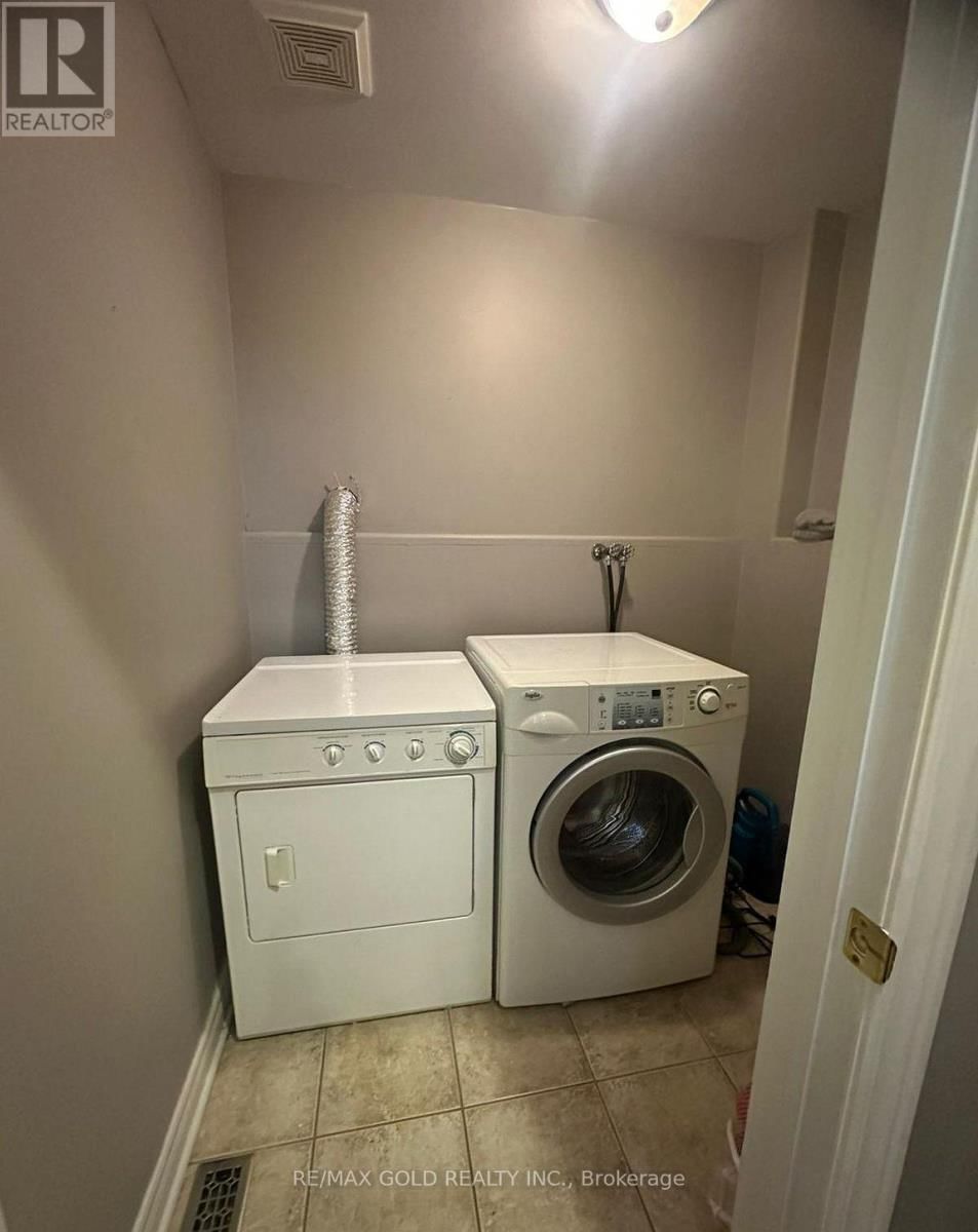 28 SOVEREIGN'S GATE Image 26