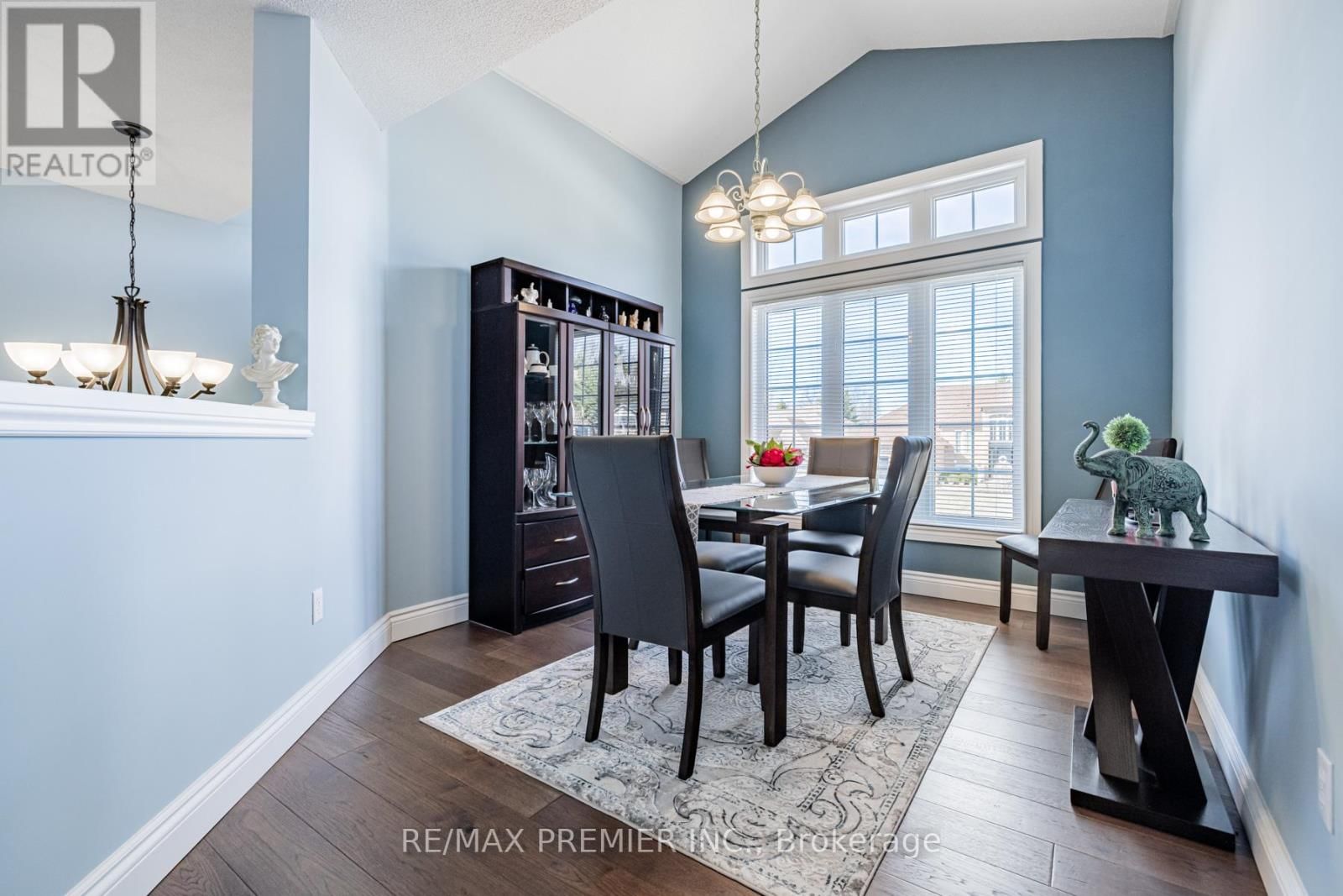 20 CRANBERRY HEIGHTS Image 11