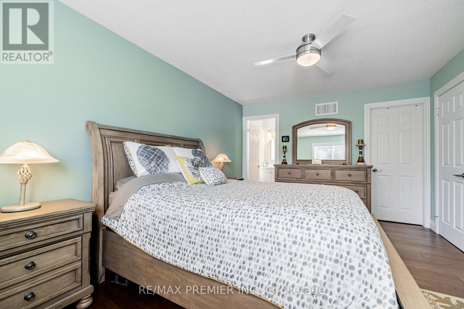 20 CRANBERRY HEIGHTS Image 5