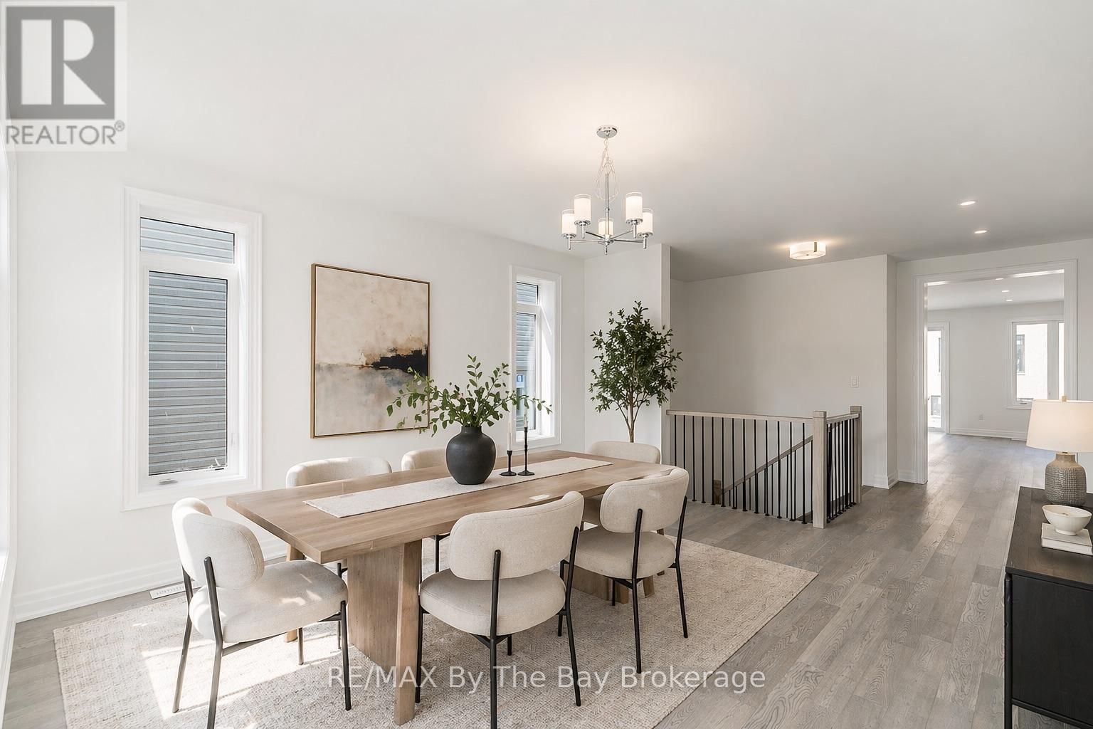 3 ROSANNE CIRCLE Image 3