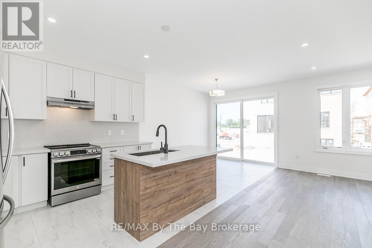 3 ROSANNE CIRCLE Image 9