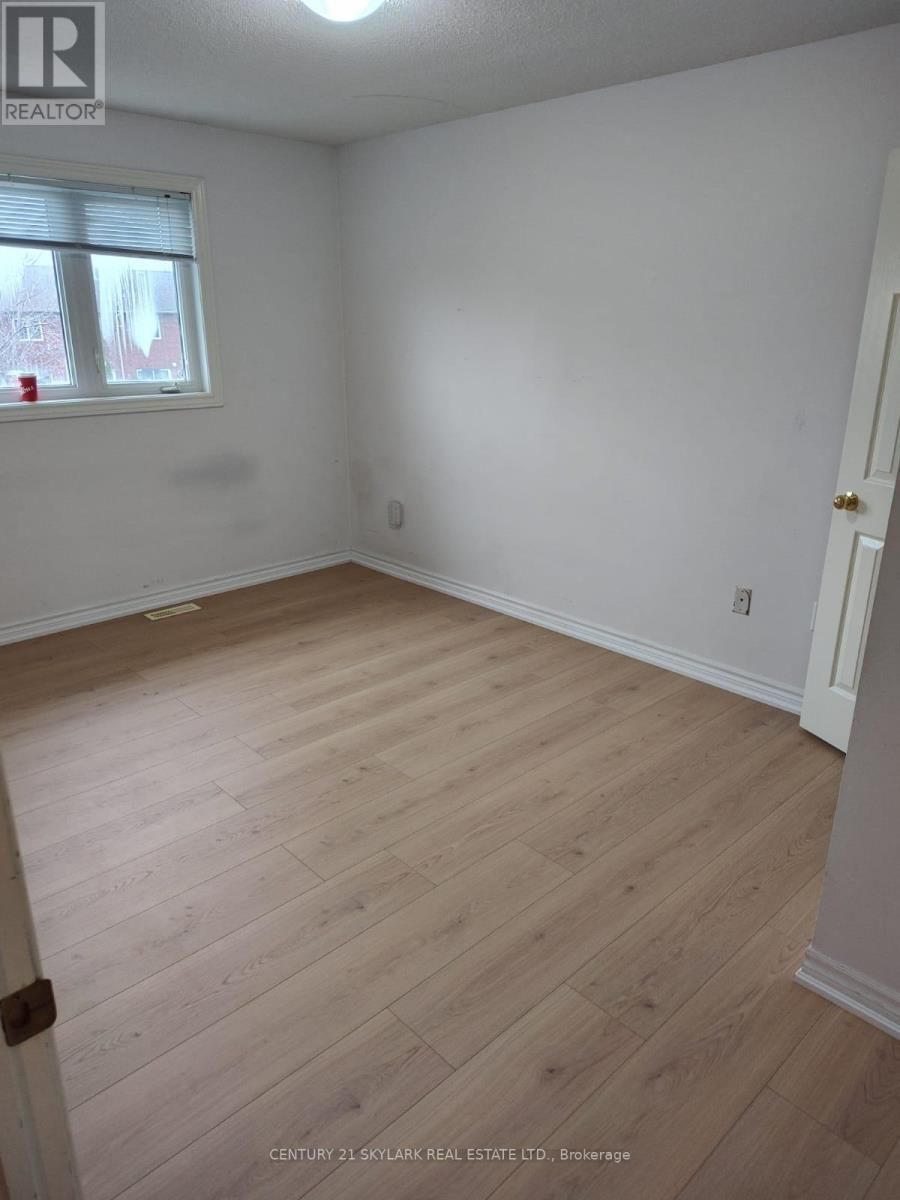 15 SURREY DRIVE Image 7