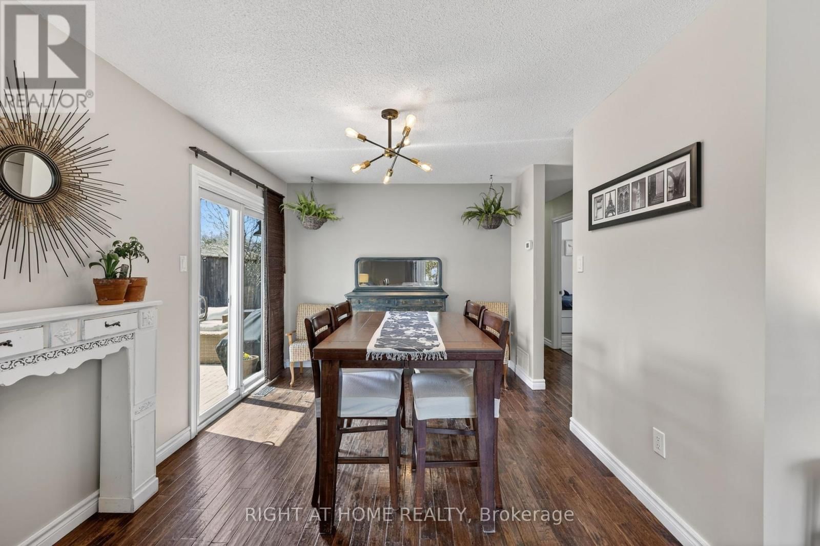 12 ELIZABETH STREET Image 9