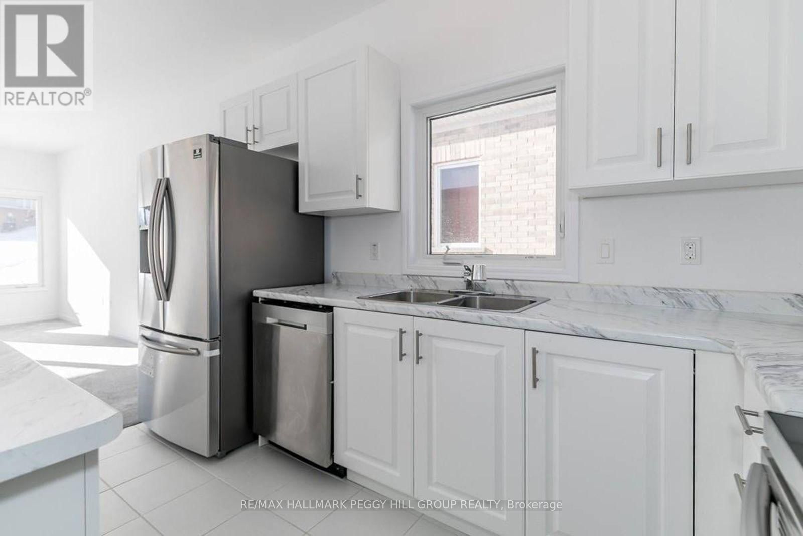 98 ISABELLA DRIVE Image 12