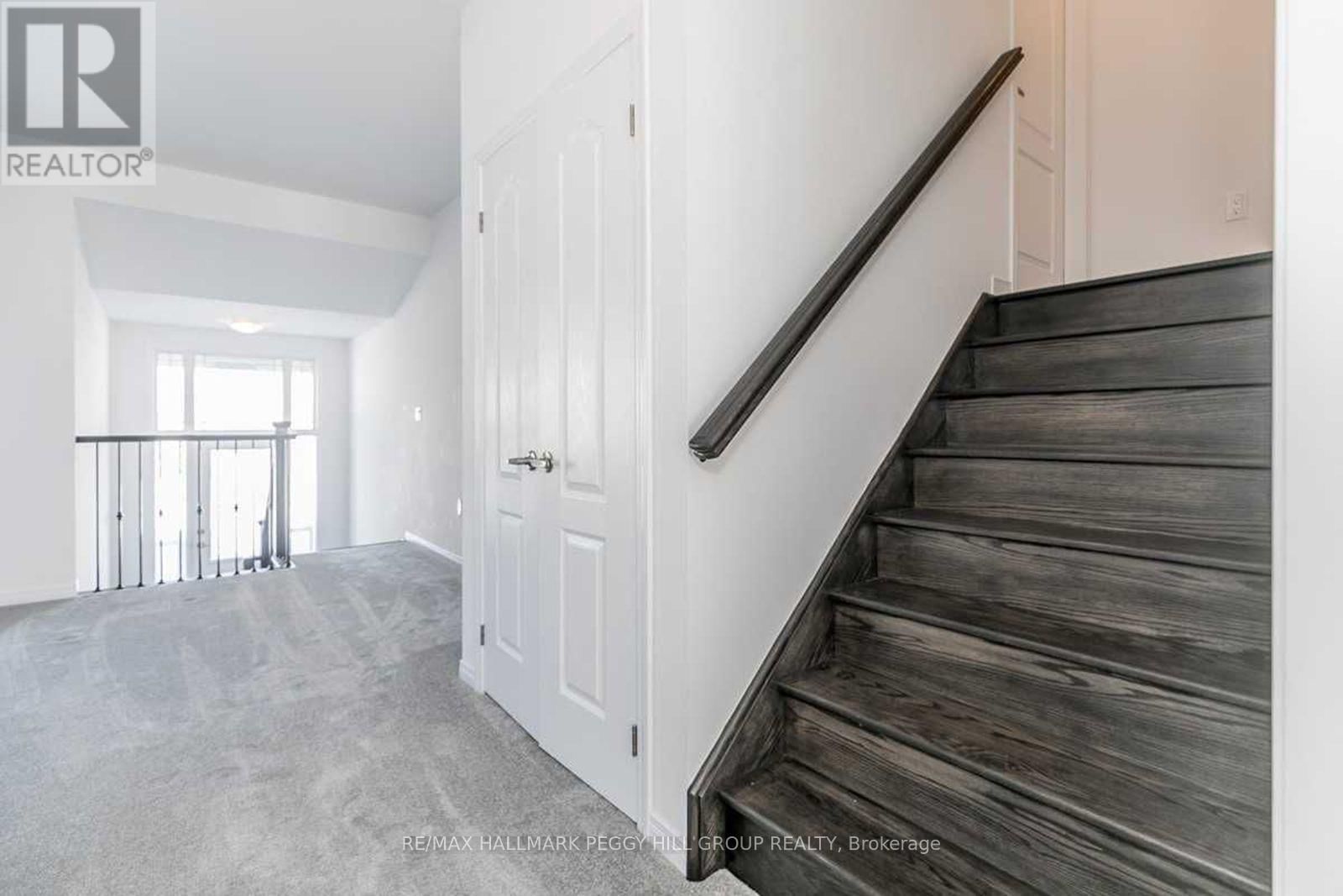 98 ISABELLA DRIVE Image 21