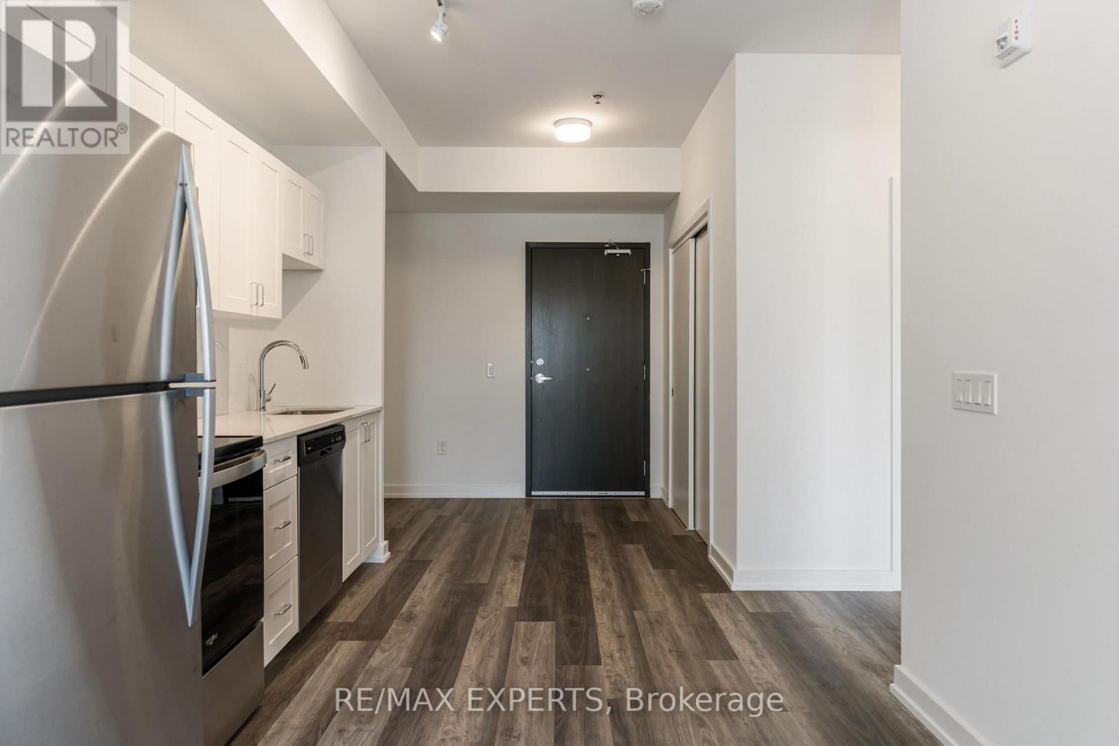 424 - 430 ESSA ROAD Image 9