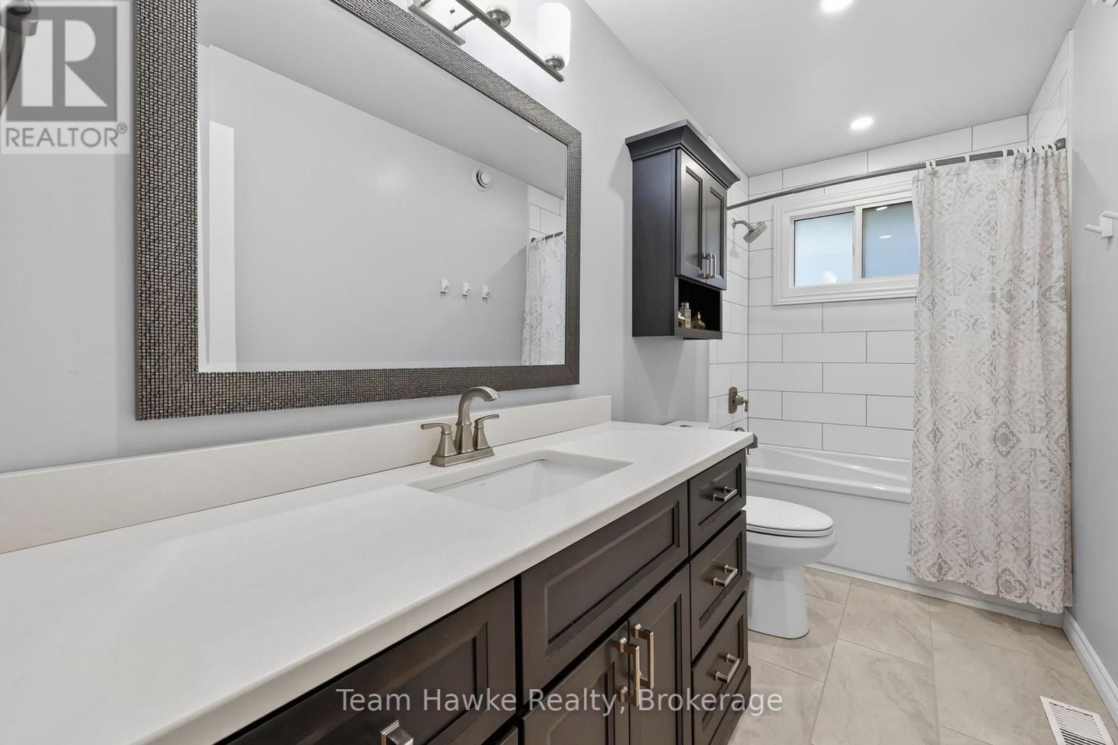 67 MARIA STREET Image 23