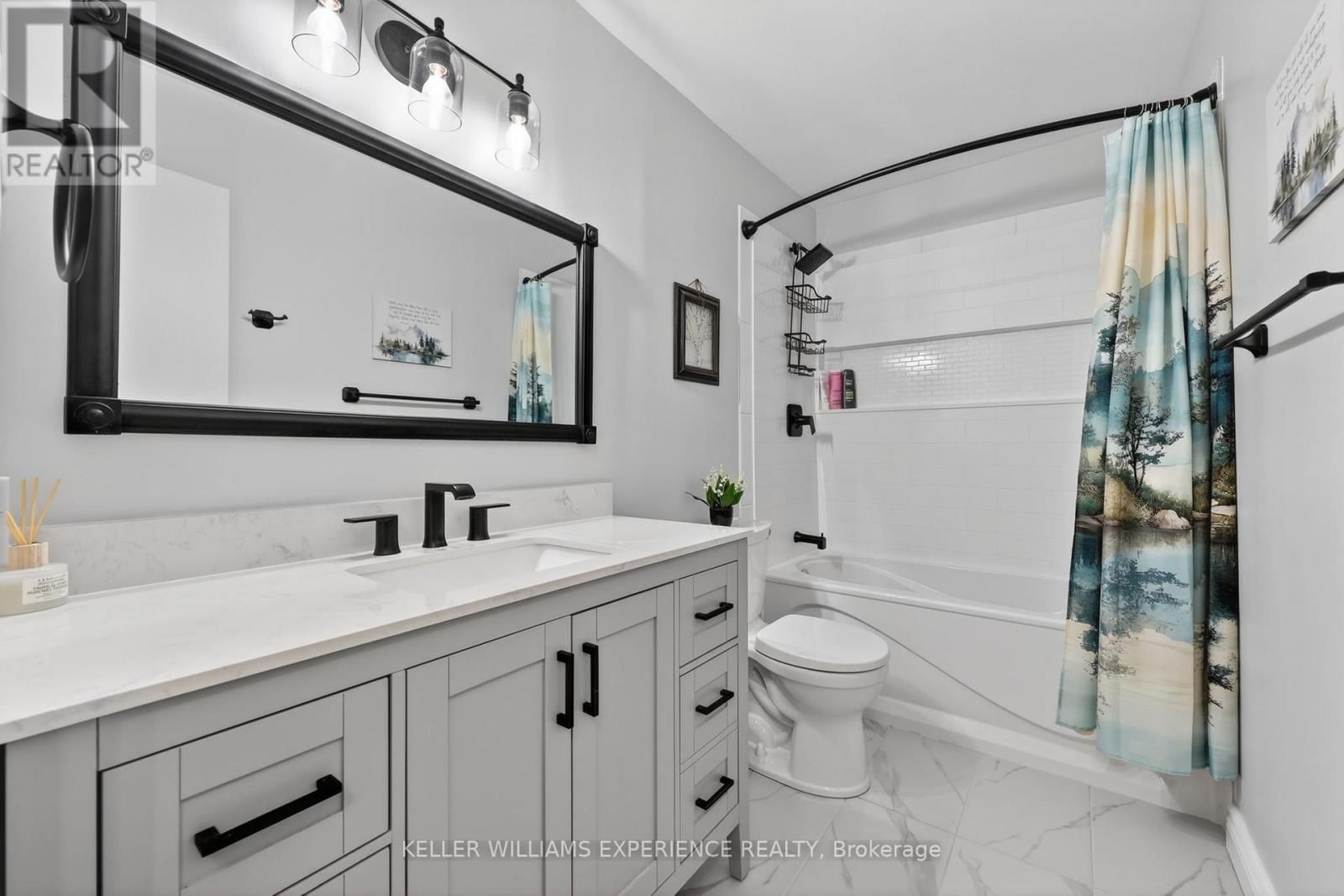 C4 - 183 EDGEHILL DRIVE Image 21