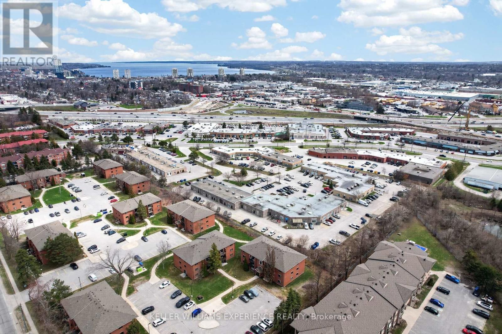 C4 - 183 EDGEHILL DRIVE Image 32