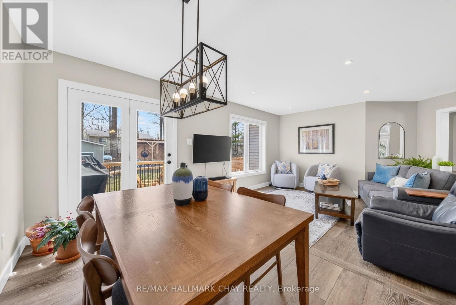 51 MCDERMITT TRAIL Image 18