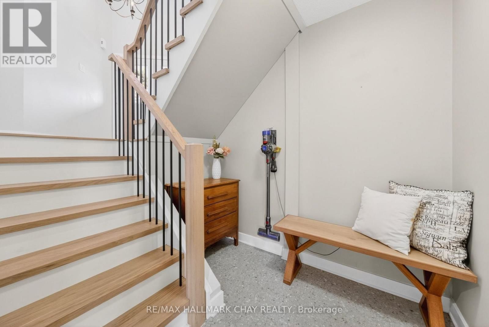 51 MCDERMITT TRAIL Image 29