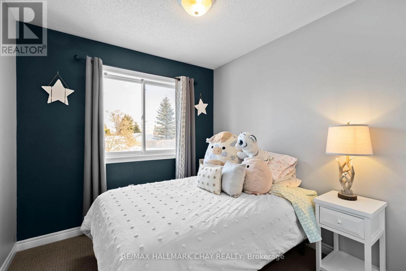 38 - 430 MAPLEVIEW DRIVE EAST Image 18