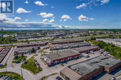 Image #1 of Commercial for Sale at 119 Saunders Rd, Barrie, Ontario